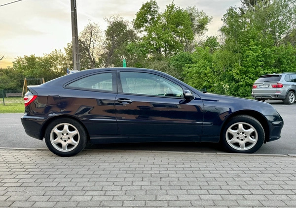 Mercedes-Benz Klasa C cena 11500 przebieg: 292000, rok produkcji 2005 z Pilzno małe 106